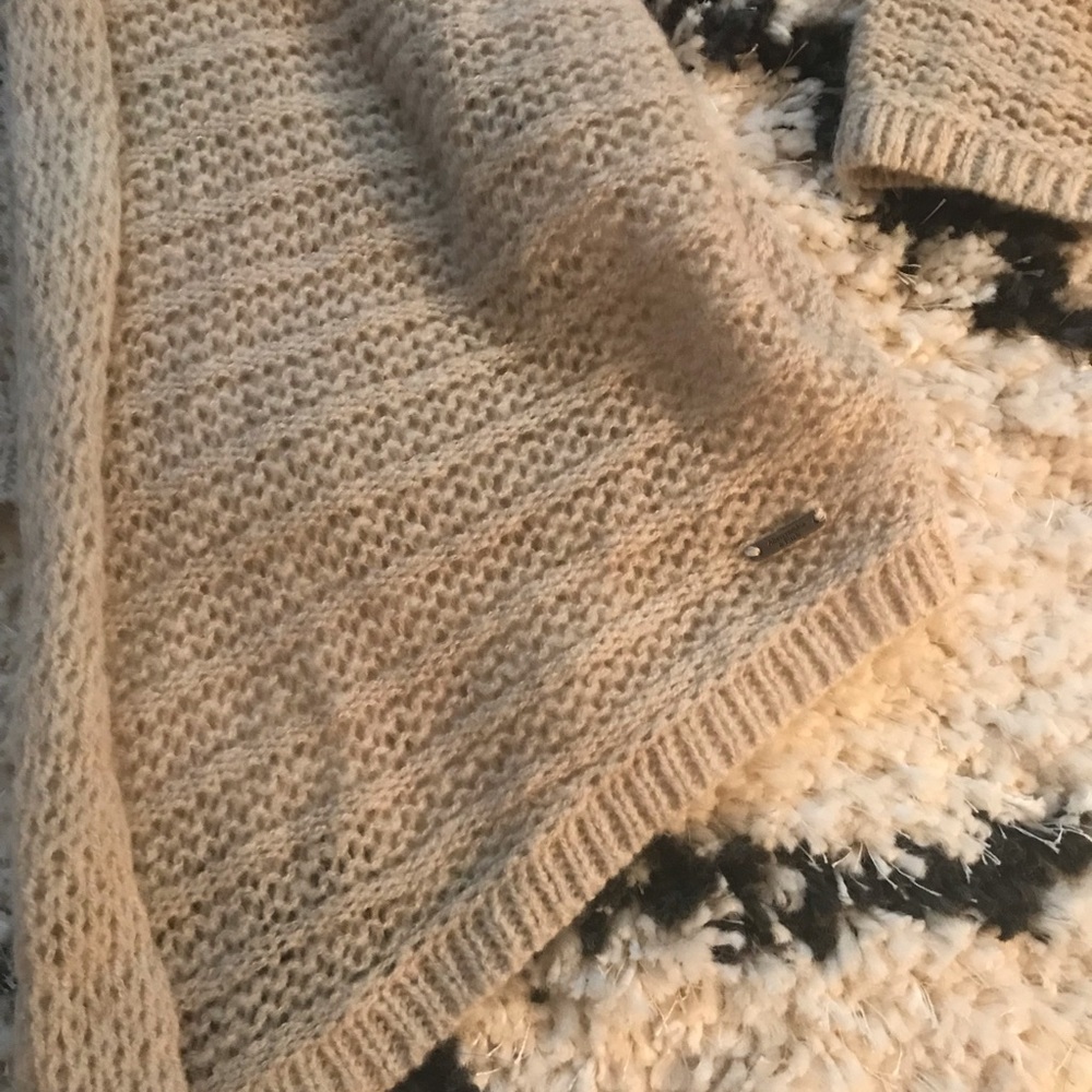 Abercrombie and Fitch open cardigan sweater - Picture 2 of 5